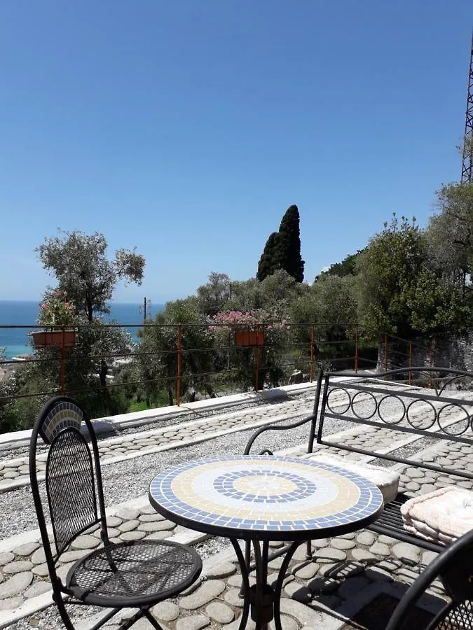 Casa vacanze Tigullio Vacations: La Casetta Lavagna