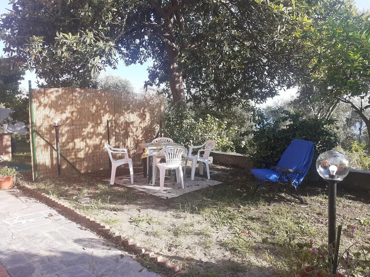 Casa vacanze Tigullio Vacations: La Casetta Lavagna